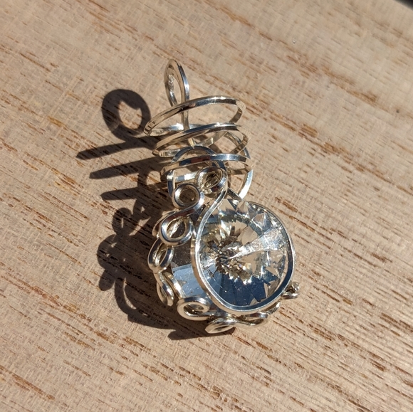 .925 Sterling Silver Crescent Moon Pendant Sparkly Artisan Spiral Beautiful - Picture 6 of 17